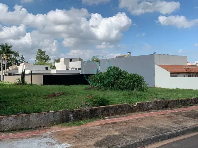 Terreno com 500m², à venda, no bairro Mediterrâneo em Londrina