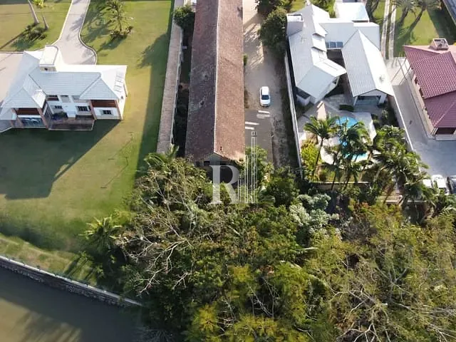 Terreno com 1950m², à venda, no bairro XV de Novembro em Tijucas
