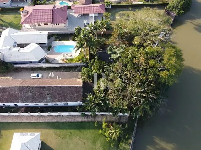 Terreno com 1950m², à venda, no bairro XV de Novembro em Tijucas
