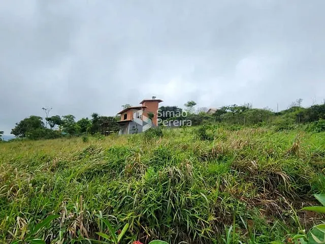 Terreno com 1500m², à venda, no bairro Balança  em Simão Pereira