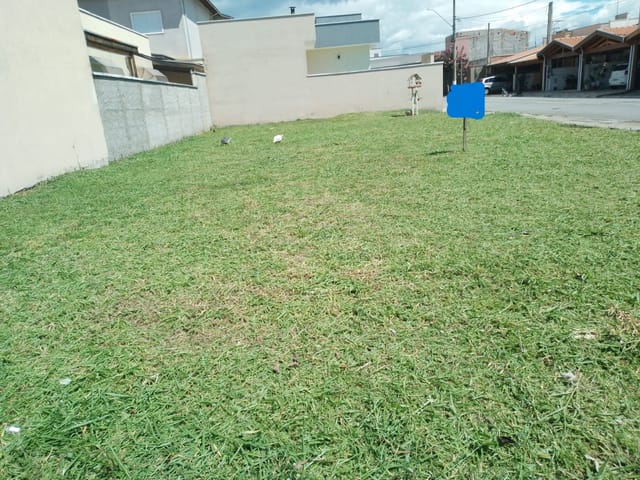 Terreno com 373m², à venda, no bairro Jardim Ana Rosa em Taubaté