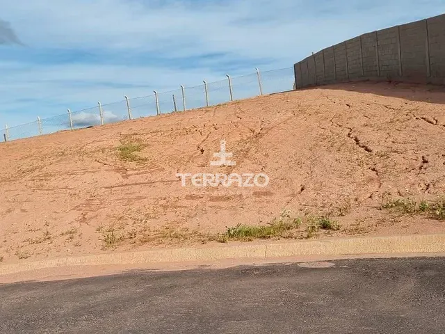 Terreno com 345m², à venda, no bairro Casa de Pedra em Volta Redonda