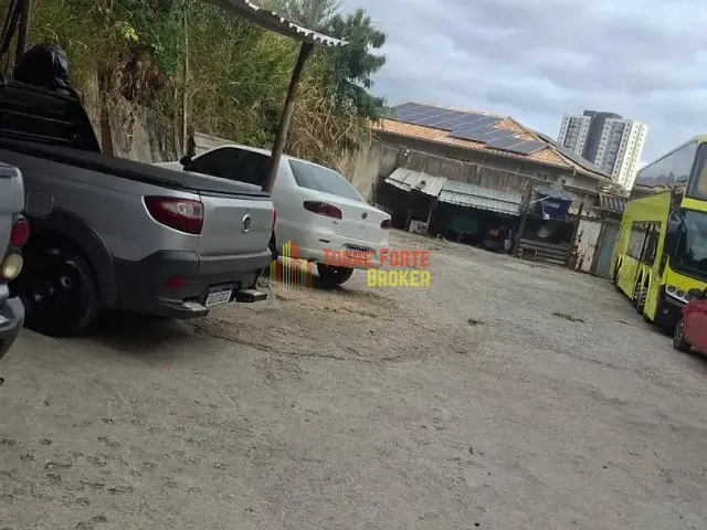 Terreno com 647m², à venda, no bairro Estoril em Belo Horizonte