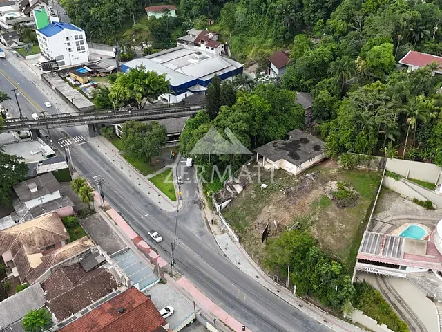 Terreno com 1117m², à venda, no bairro Ponta Aguda em Blumenau