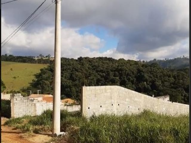 Terreno com 269m², à venda, no bairro Dos Bonifácios em Joanopolis