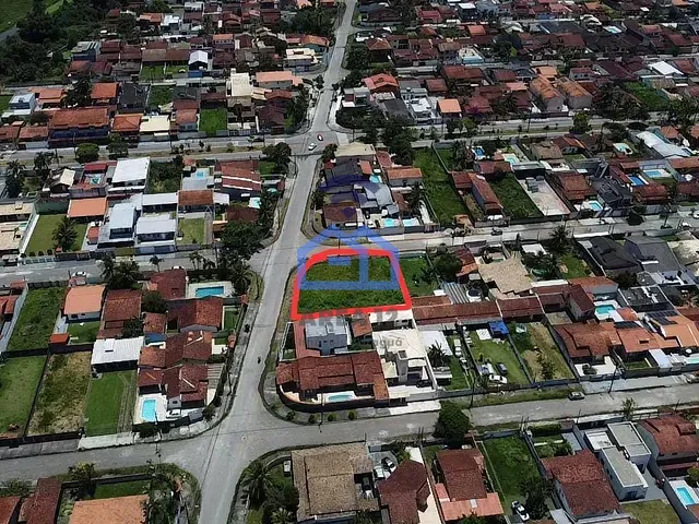 Terreno com 887m², à venda, no bairro Pontal de Santa Marina em Caraguatatuba
