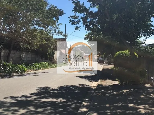 Terreno com 720m², à venda, no bairro Jardim dos Pinheiros em Atibaia