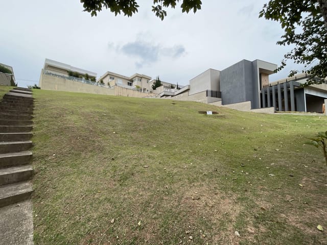 Terreno com 712m², à venda, no bairro Tamboré em Santana de Parnaíba