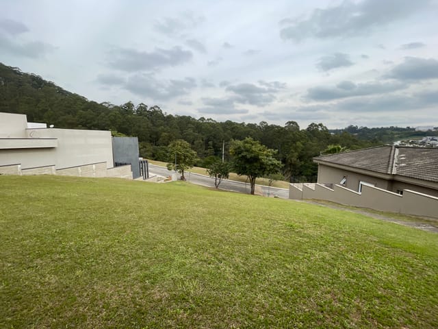 Terreno com 712m², à venda, no bairro Tamboré em Santana de Parnaíba