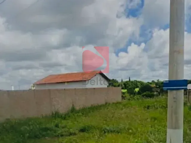 Terreno com 250m², à venda, no bairro Jardim Girassol em Pirassununga