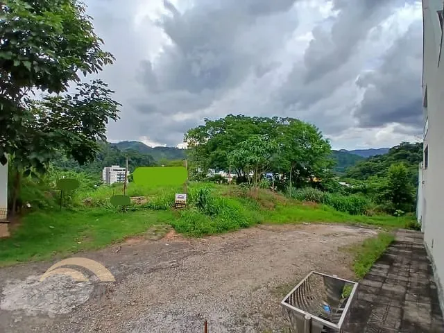 Terreno com 1361m², à venda, no bairro Serenata em Timóteo