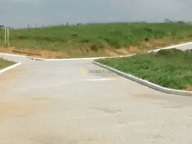 Terreno com 360m², à venda, no bairro Loteamento Terras Nobres em Quatis