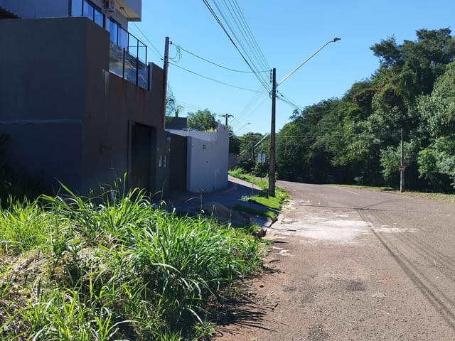 Foto do Terreno - Vendo Terreno de 303 metros quadrados no jardim Portal de Versalhes 2, Londrina, PR | Edmilson Pereira Corretor de Imóveis em Londrina