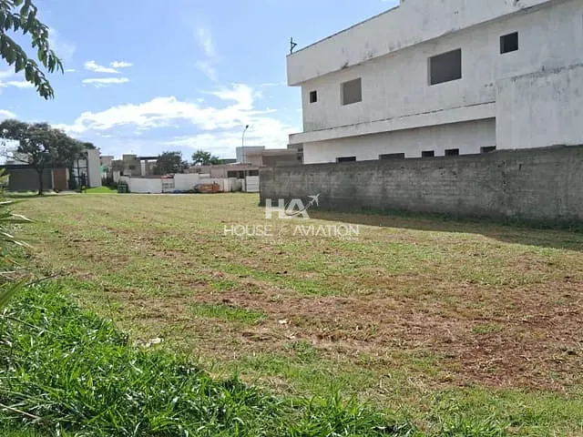 Terreno com 406m², à venda, no bairro Fazenda Vau das Pombas em Goiânia