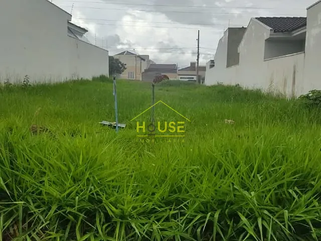 Terreno com 240m², à venda, no bairro Jardim Universitário em Votuporanga