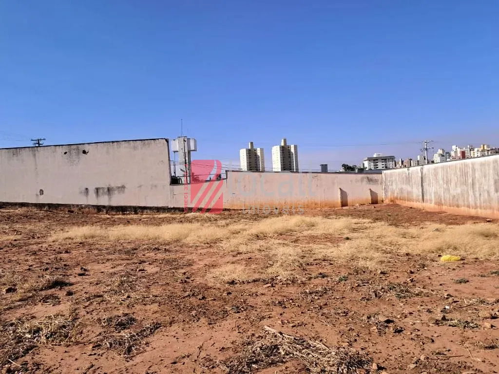 Terreno / Lote / Condomínio  para aluguel, 10m² — foto 4 de 5