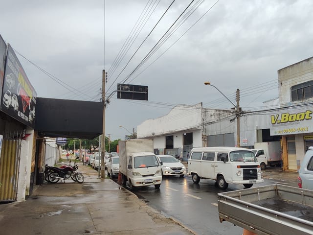 Terreno com 661m², à venda, no bairro Rodoviário em Goiânia