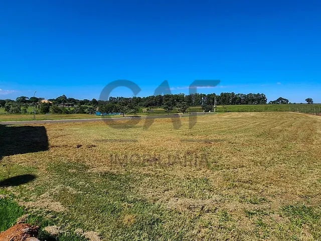 Terreno com 880m², à venda, no bairro Residencial Haras Patente em Jaguariúna