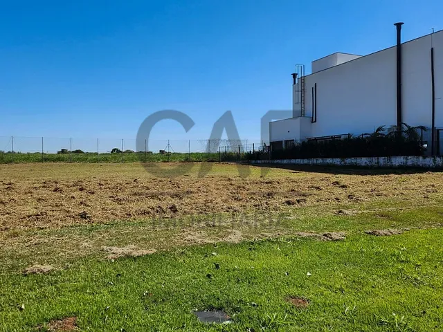Terreno com 880m², à venda, no bairro Residencial Haras Patente em Jaguariúna