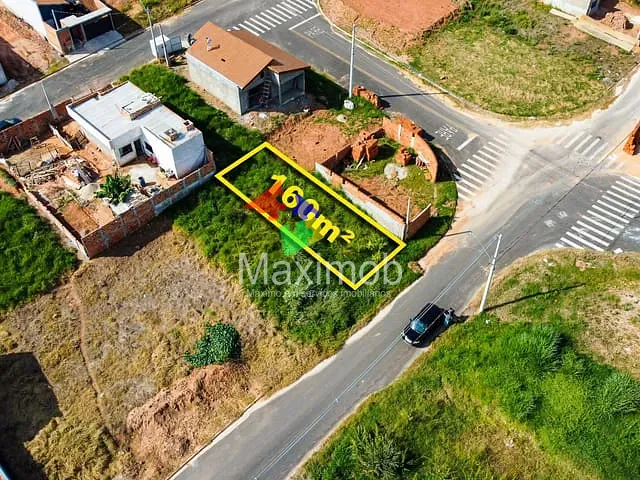 Terreno com 160m², à venda, no bairro Jardim Teixeira em Itapira