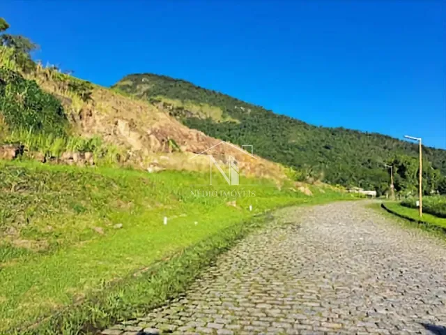Terreno com 546m², à venda, no bairro Ubatiba em Maricá