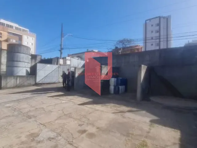 Terreno à venda, no bairro Caiçaras em Belo Horizonte