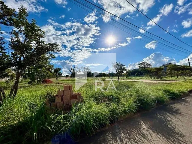 Terreno com 750m², à venda, no bairro Setor Habitacional Jardim Botânico em Brasília