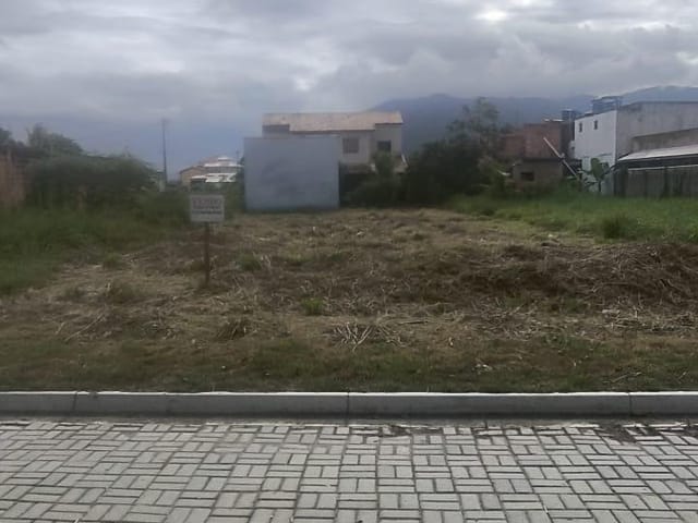 Terreno com 480m², à venda, no bairro Jardim Miramar em Rio das Ostras