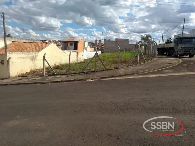 Terreno com 358m², à venda, no bairro Jardim Maria Helena em Nova Odessa