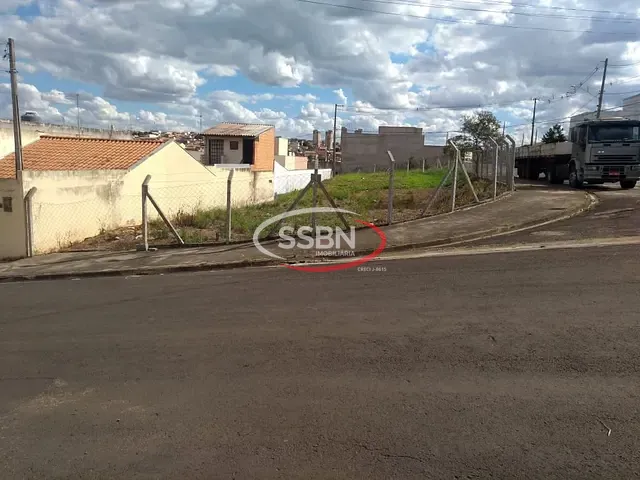 Terreno com 358m², à venda, no bairro Jardim Maria Helena em Nova Odessa
