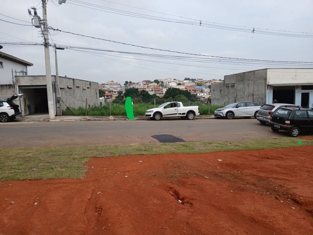 Terreno com 995m², à venda, no bairro Quinta das Frutas em Taubaté