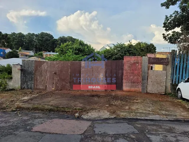 Terreno com 605m², à venda, no bairro Xaxim em Curitiba