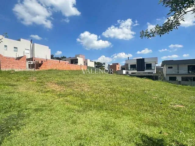Terreno com 360m², à venda, no bairro Loteamento Brisas do Lago em Jundiaí