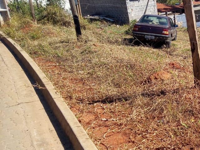 Terreno com 150m², à venda, no bairro Vazes em Cambuí