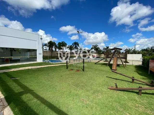 Terreno com 360m², à venda, no bairro Loteamento Residencial Villágio I em Rua Renato Justino Eugênio