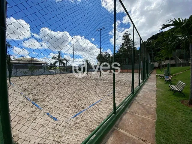 Terreno com 360m², à venda, no bairro Loteamento Residencial Villágio I em Rua Renato Justino Eugênio