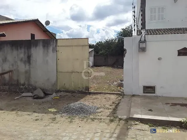 Terreno com 270m², à venda, no bairro Jardim das Acácias em Campos dos Goytacazes