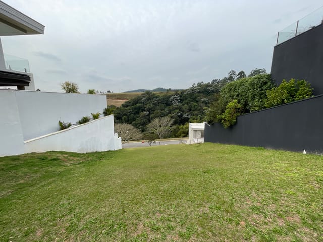 Terreno com 616m², à venda, no bairro Tamboré em Santana de Parnaíba