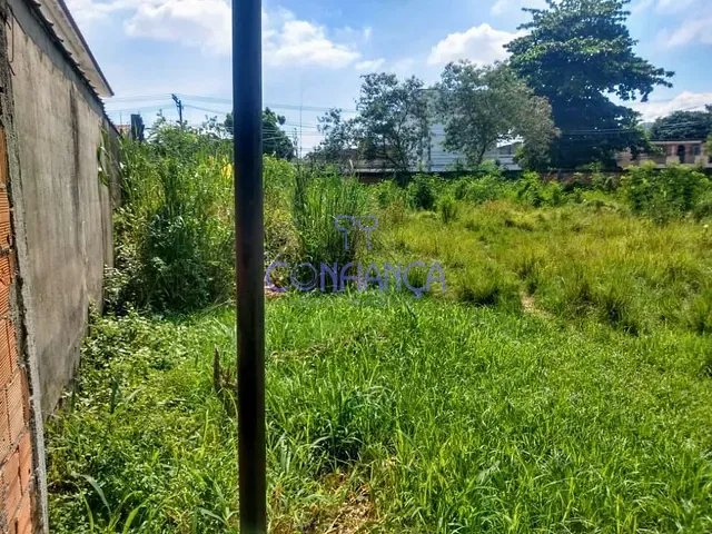 Terreno com 2200m², à venda, no bairro Campo Grande em Rio de Janeiro