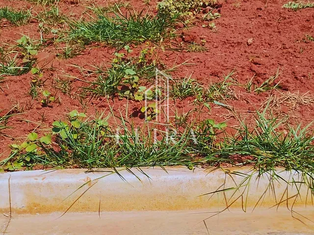 Terreno com 305m², à venda, no bairro Parque Vila América em Nova Odessa