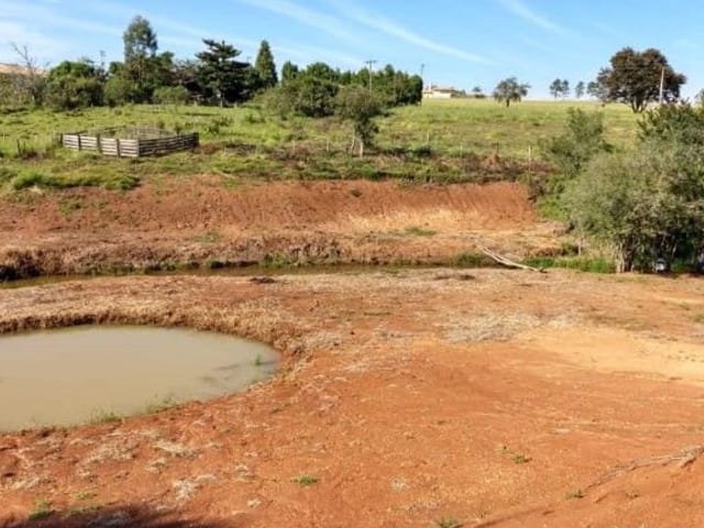 Terreno com 5500m², à venda, no bairro Aleluia em Quadra