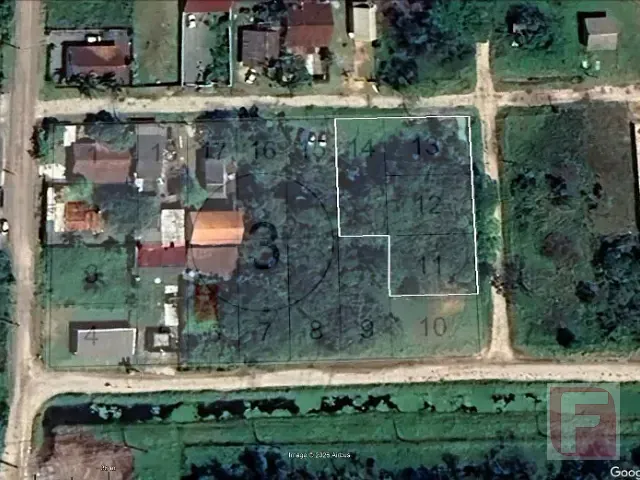 Terreno com 352m², à venda, no bairro Jardim Verdes Mares em Itapoá