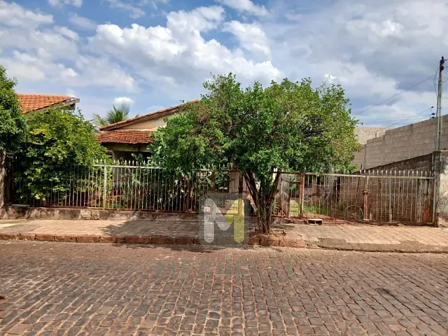 Terreno com 530m², à venda, no bairro Centro em Serrana