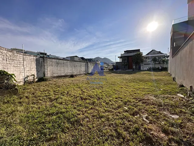 Terreno com 413m², à venda, no bairro Recreio dos Bandeirantes em Rio de Janeiro