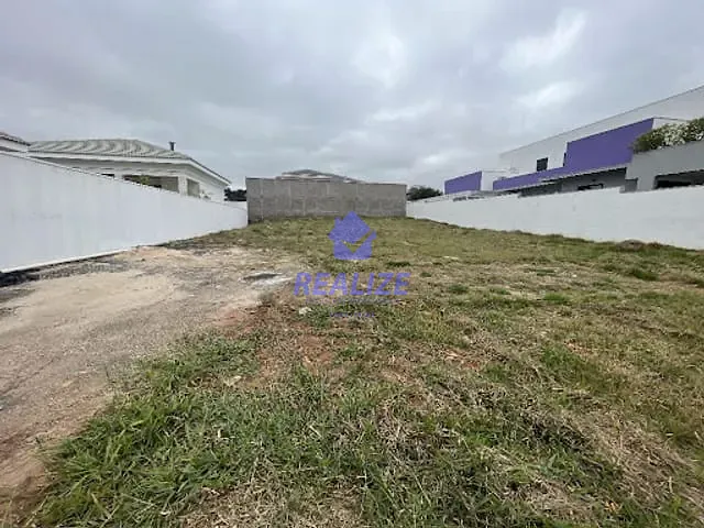 Terreno com 720m², à venda, no bairro Distrito Industrial I em Botucatu