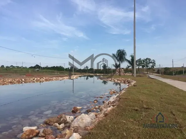 Terreno com 408m², à venda, no bairro Centro Sul em Várzea Grande