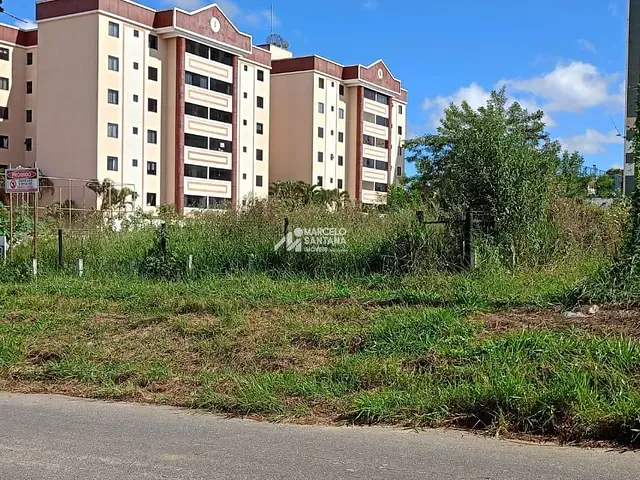 Terreno com 1878m², à venda, no bairro Candeias em Vitória da Conquista