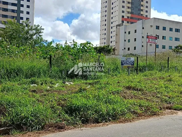 Terreno com 1878m², à venda, no bairro Candeias em Vitória da Conquista