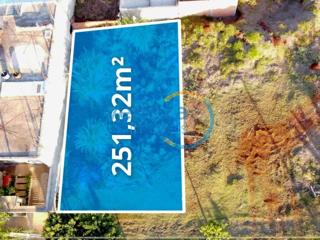 Terreno com 251m², à venda, no bairro GLEBA ESPERANCA em Londrina