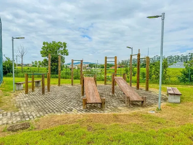 Terreno com 255m², à venda, no bairro Colinas em Porto Real